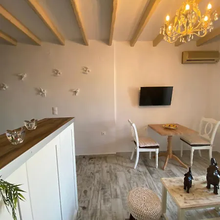 Petridi Maria & Σκάλα