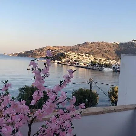 Petridi Maria & Skala (Patmos)