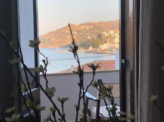 Petridi Maria & شقة سكالا