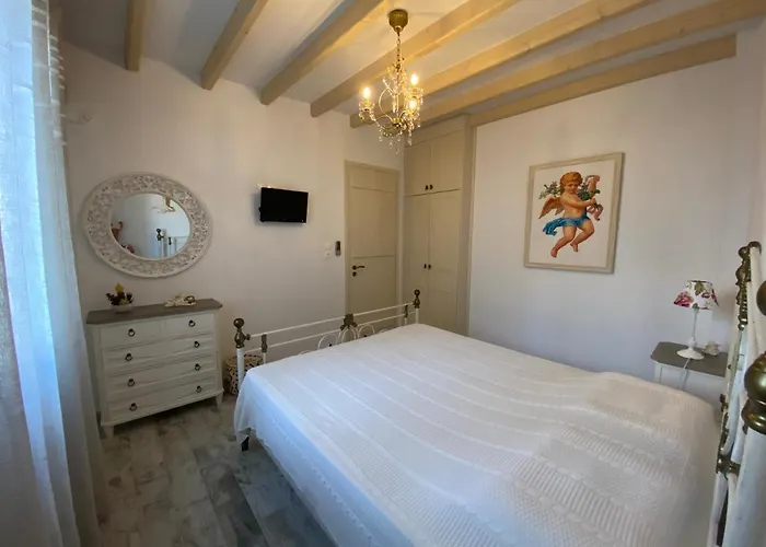 Petridi Maria & سكالا