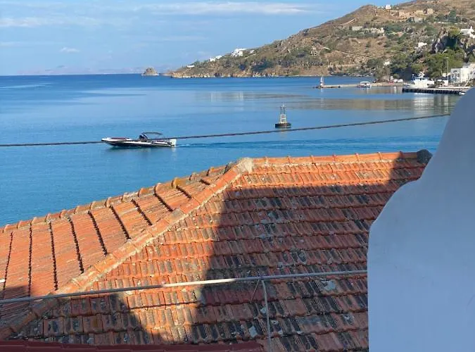 Petridi Maria & شقة