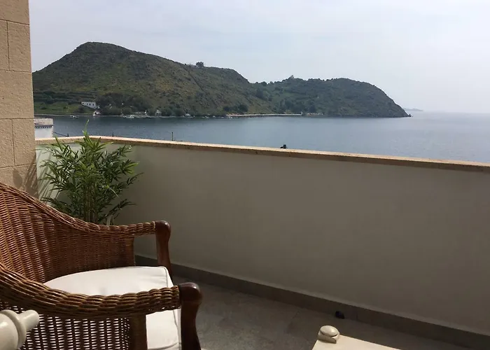 Petridi Maria & شقة *